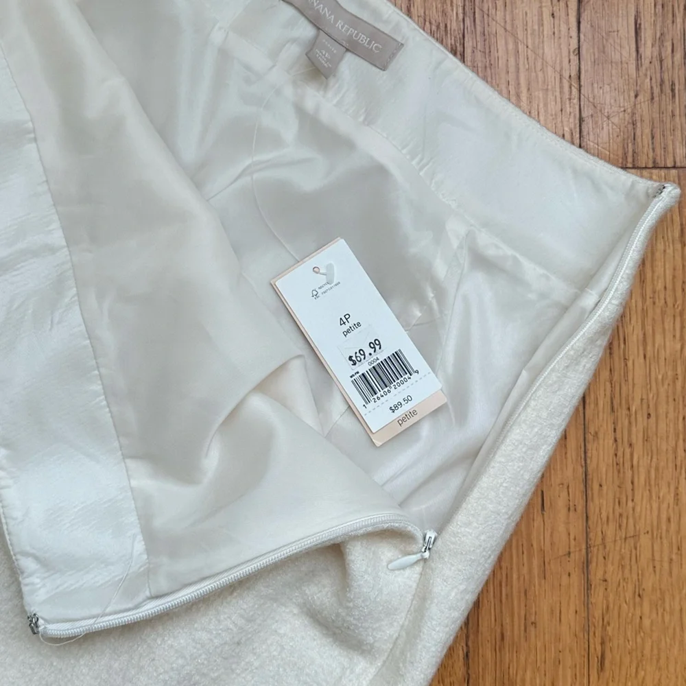 Banana Republic Cream Boucle Pencil Skirt - Picture 5 of 7